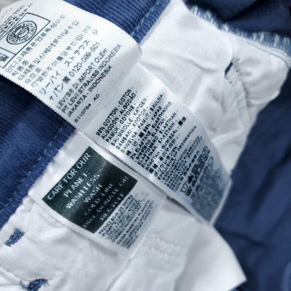 Levi's Premium Ribcage Bell Bottom Corduroy Jeans Wide Leg Blue Size 32 x 32 - Picture 6 of 12